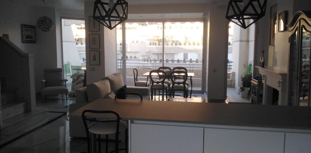 Apartment Marbella House Buitenkant foto