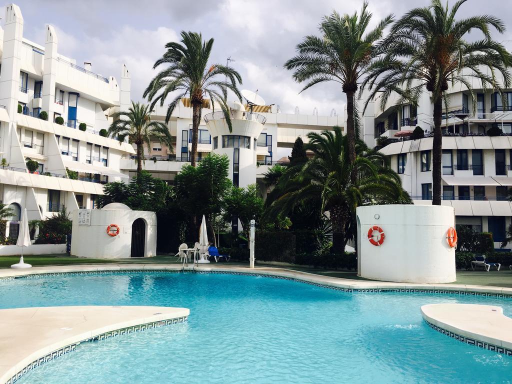 Apartment Marbella House Buitenkant foto