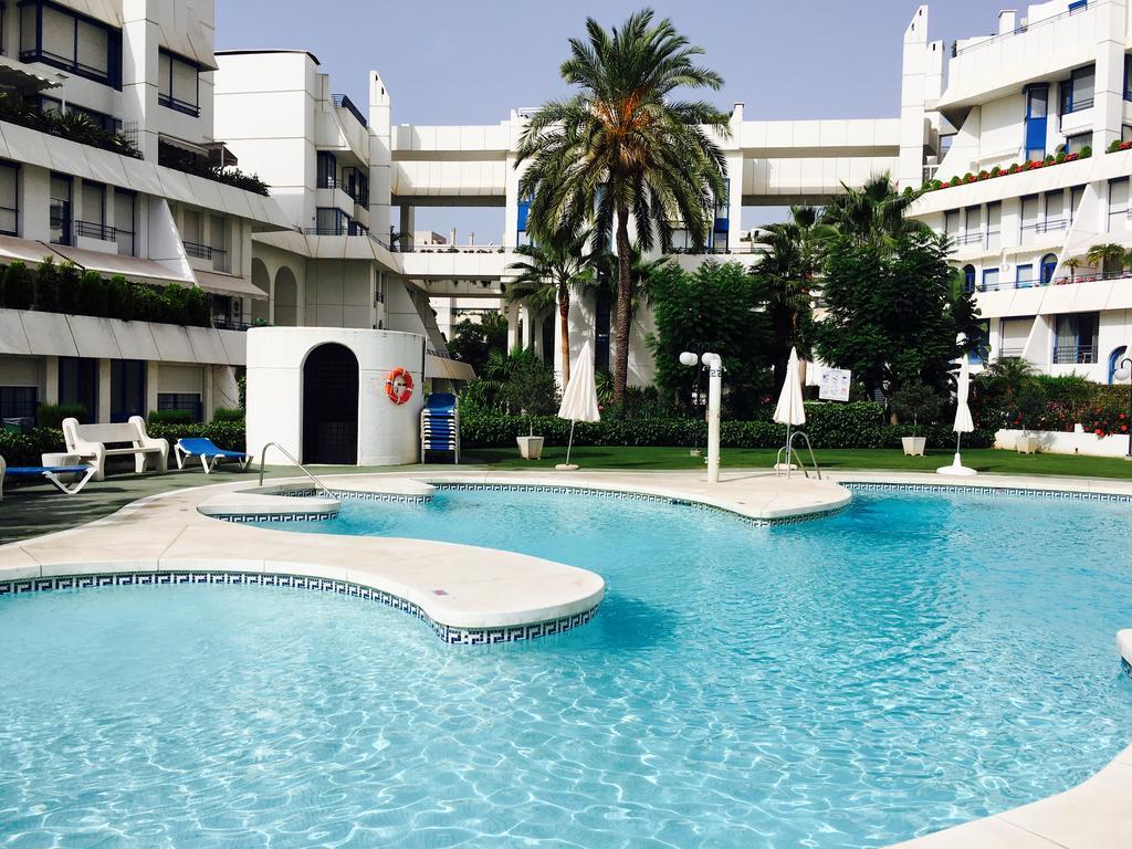 Apartment Marbella House Buitenkant foto